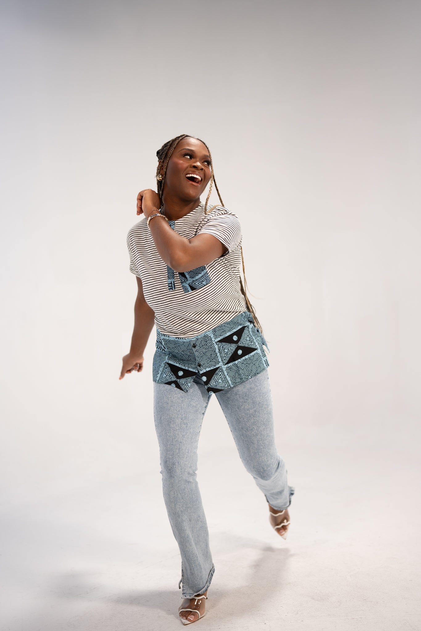 Adaku Women's African Print T-shirt (Blue/ White Mudcloth)