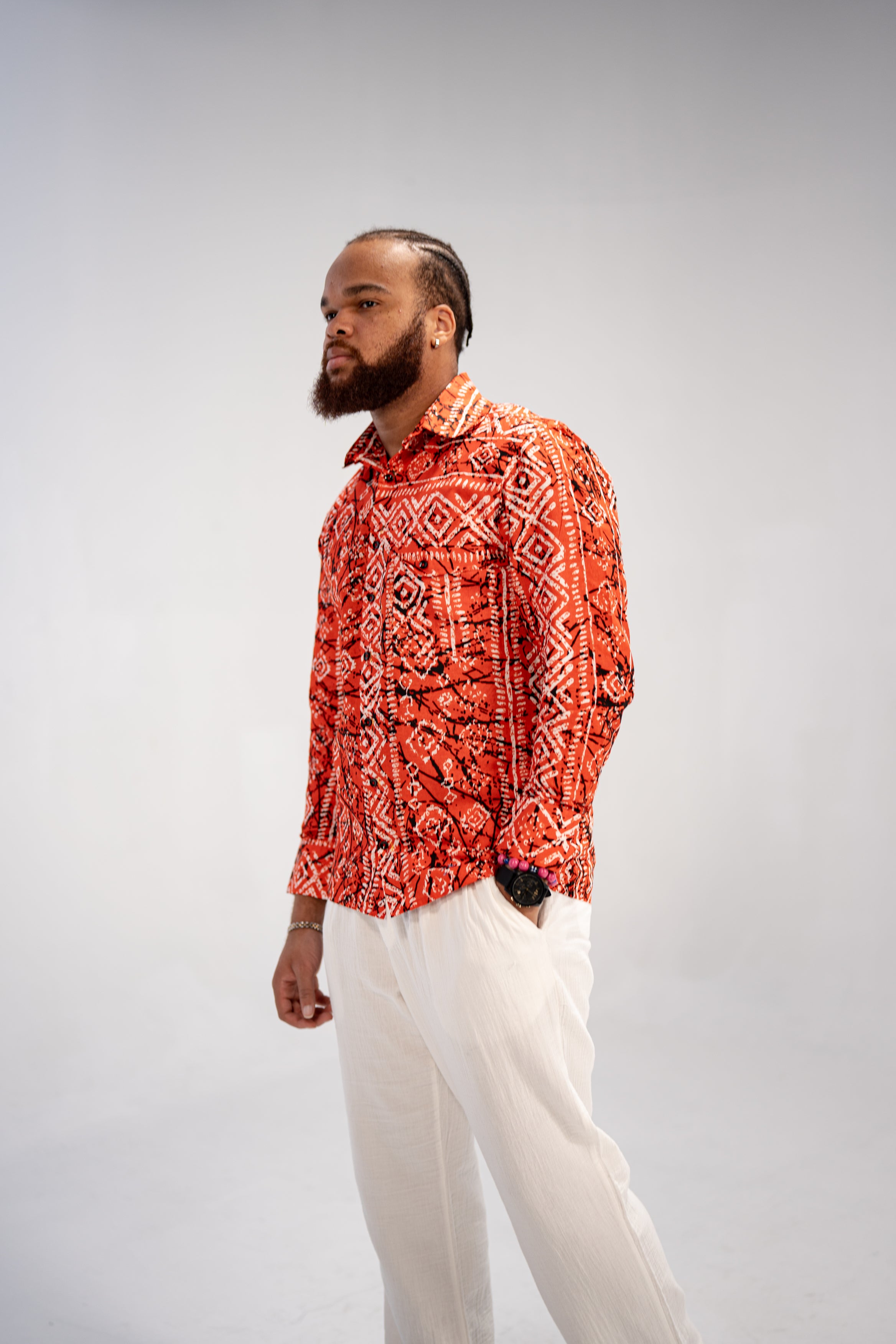 Obafemi Men’s African Print Shirt (Natural Geometric)