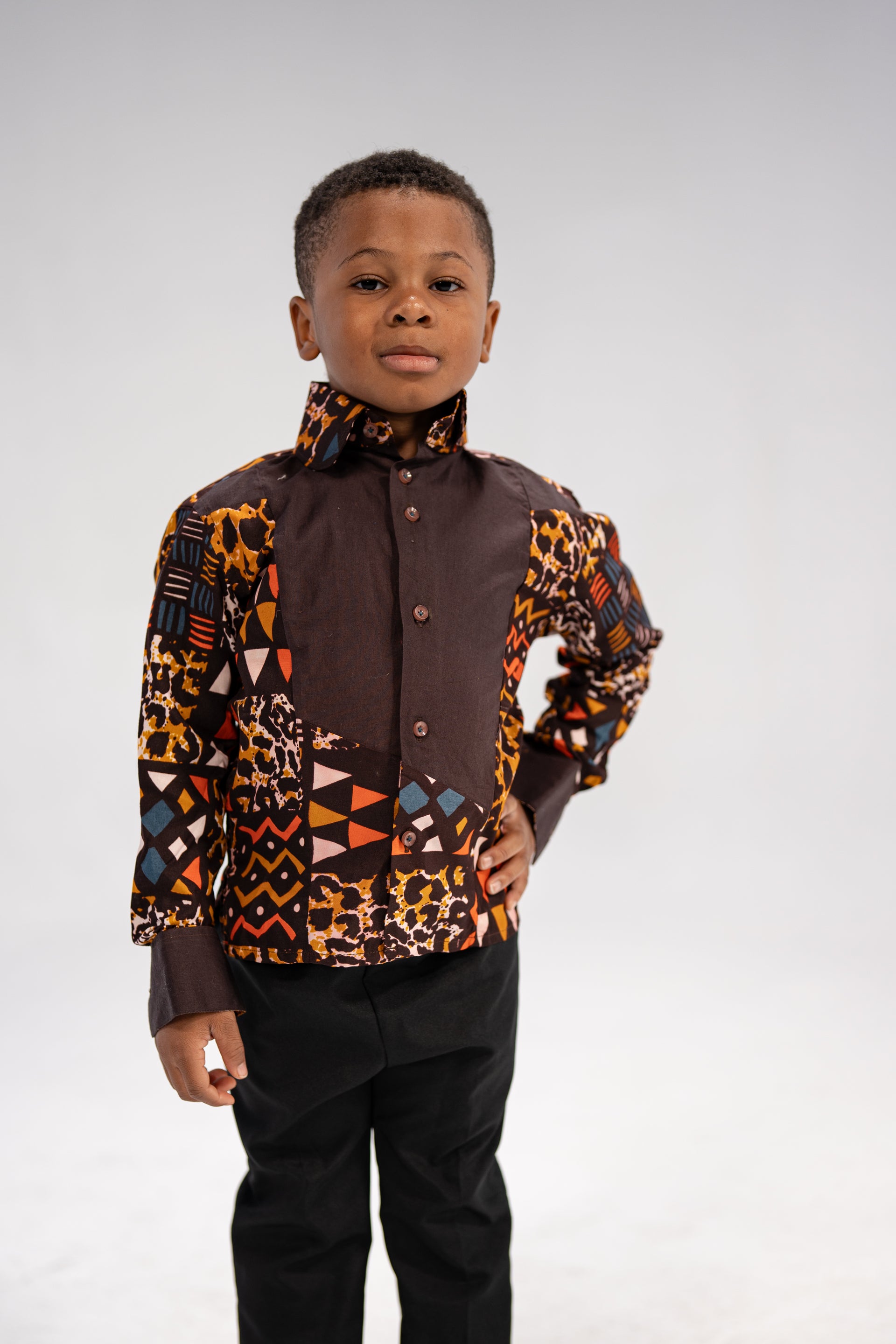 Addo Men’s African Print Shirt (Earthy Geometric Majesty)