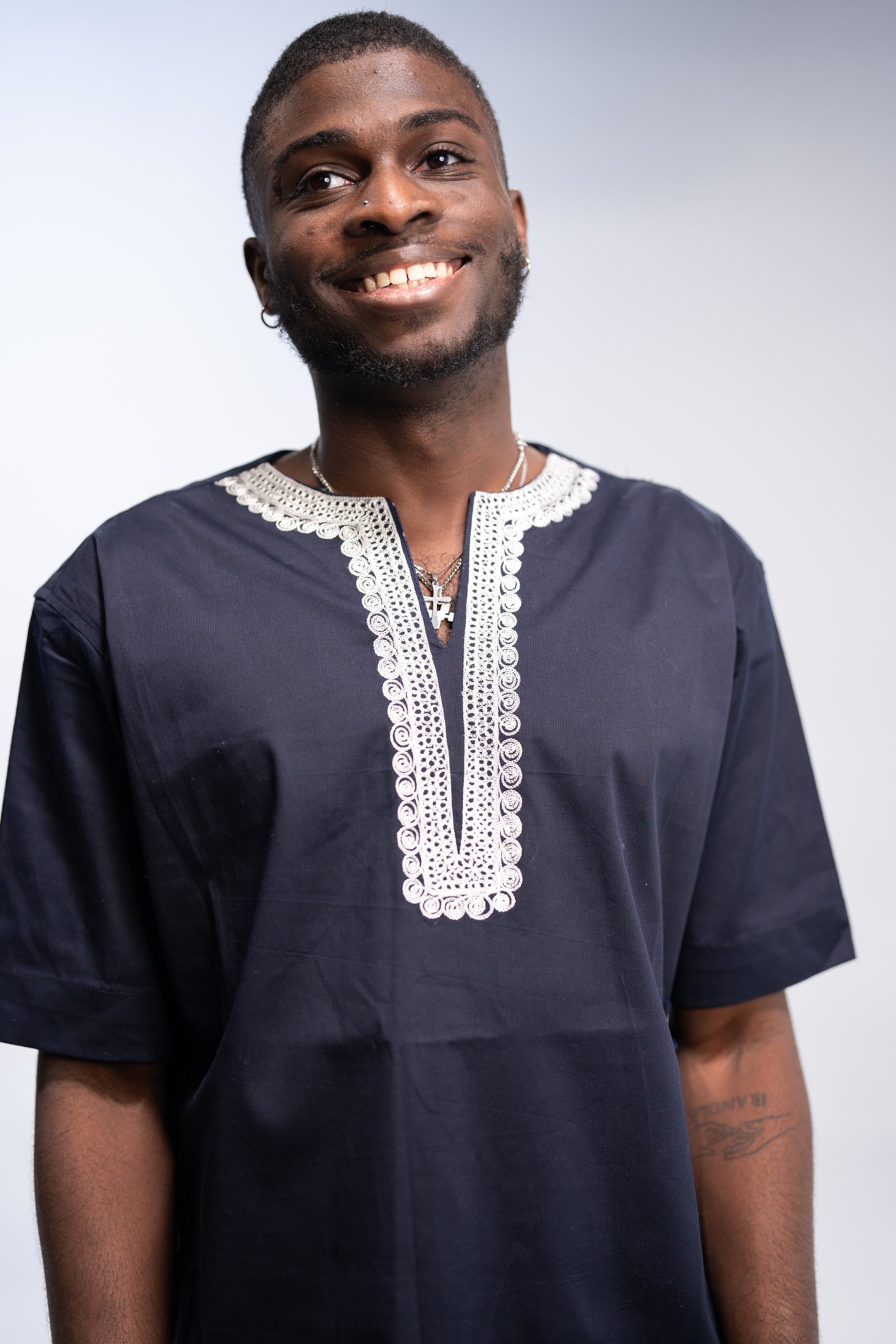 Olumide Men's African Embroidered Traditional Top (Navy)