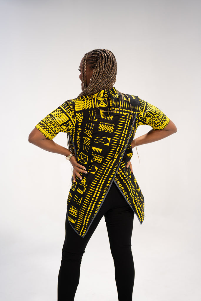 Adaoma Women's African Print Shirt (Abstract Geometric)